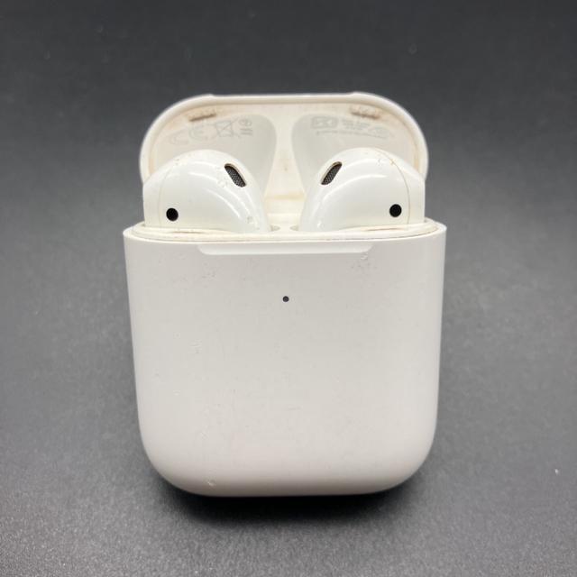 即決 Apple アップル AirPods エアーポッズ 第二世代 < 家電/AV  即決 Apple アップル AirPods エアーポッズ 第二世代 < 家電/AVの