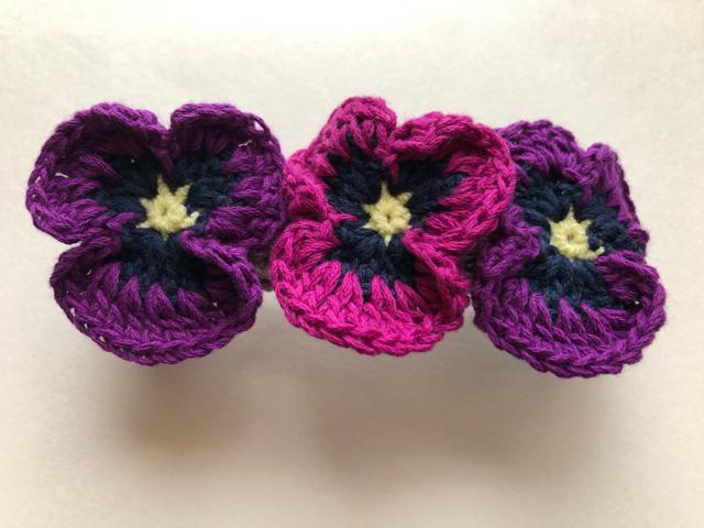 ハンドメイド バレッタ パンジーの集い♪ パープル ガーリー < 女性ファッション  ハンドメイド バレッタ パンジーの集い♪ パープル ガーリー  < 女性ファッションの