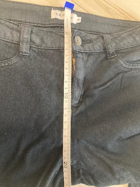 美品☆LEPSIM☆レプシイム☆黒アンクルパンツ☆M < ブランド  美品☆LEPSIM☆レプシイム☆黒アンクルパンツ☆M < ブランドの