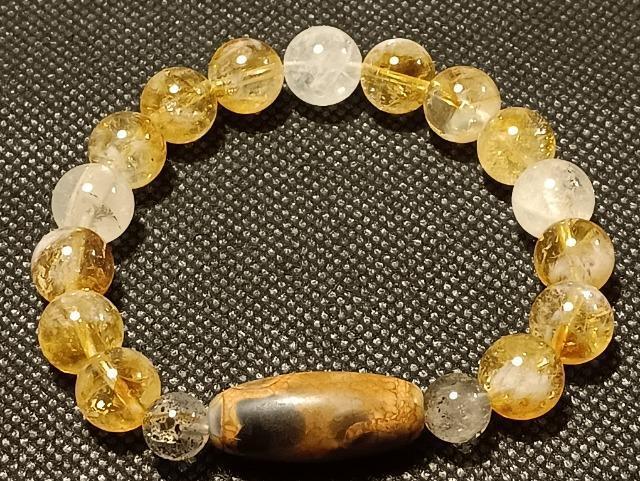 レア一点物です。「特殊なお守り」天珠ブレスです。 < 女性アクセサリー/時計 レア一点物です。「特殊なお守り」天珠ブレスです。 < 女性アクセサリー/時計の