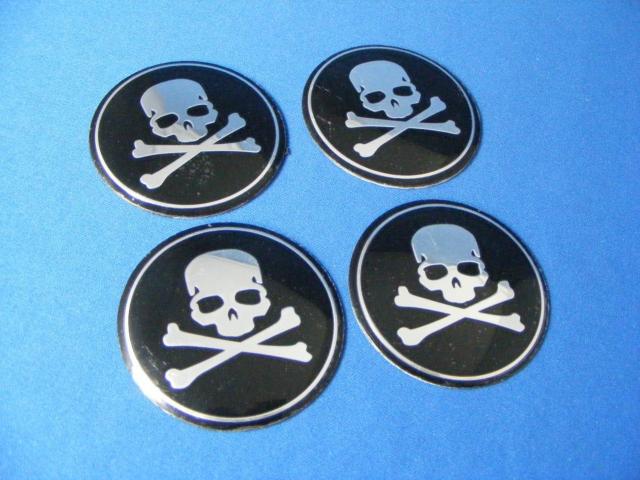 ● SKULL ドクロ 海賊 アルミホイール専用汎用品 センターデカールSET 直径65mm アルミ製 取付け簡単 新品未開封品● < 自動車/バイク ● SKULL ドクロ 海賊 アルミホイール専用汎用品 センターデカールSET 直径65mm アルミ製 取付け簡単 新品未開封品● < 自動車/バイク