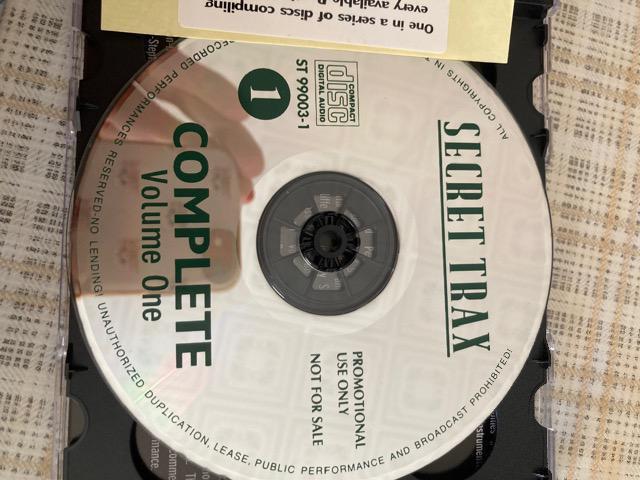 輸入盤 2枚組 The Beatles – Complete Volume one ( SECRET TRAX ) < タレントグッズ  輸入盤 2枚組 The Beatles – Complete Volume one ( SECRET TRAX ) < タレントグッズの