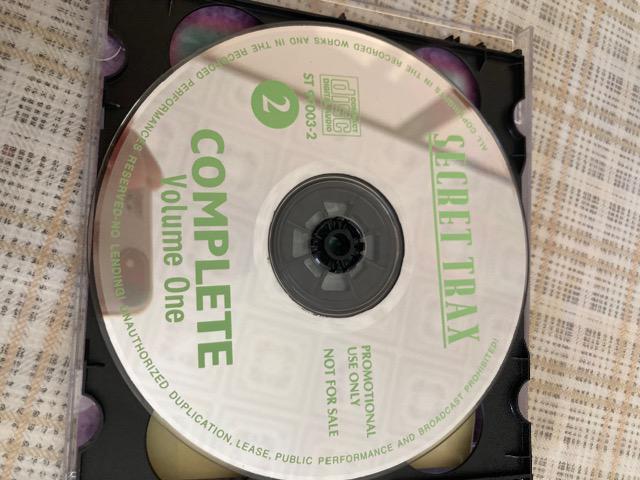 輸入盤 2枚組 The Beatles – Complete Volume one ( SECRET TRAX ) < タレントグッズ  輸入盤 2枚組 The Beatles – Complete Volume one ( SECRET TRAX ) < タレントグッズの