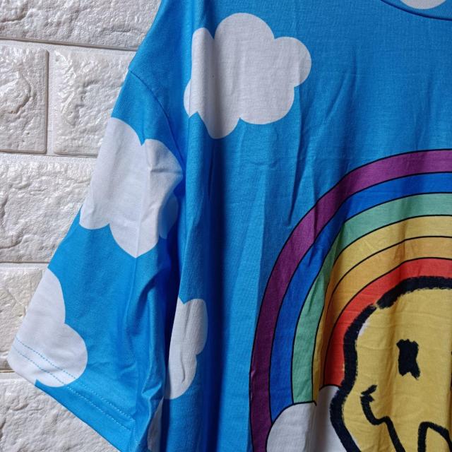 ROMWE★新品★虹と空とたれスマイルのPOPTシャツ < 女性ファッション  ROMWE★新品★虹と空とたれスマイルのPOPTシャツ < 女性ファッションの