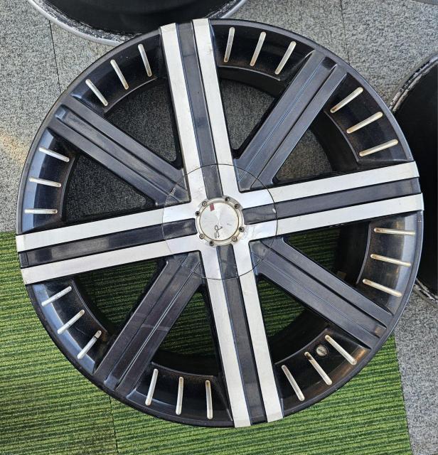 中古M'Z SPEED J-Saviorアルミホイール19インチ 8J+38 PCD113/114.3-5穴ハブ73 ホイールのみ < 自動車/バイク 中古M'Z SPEED J-Saviorアルミホイール19インチ 8J+38 PCD113/114.3-5穴ハブ73 ホイールのみ < 自動車/バイク