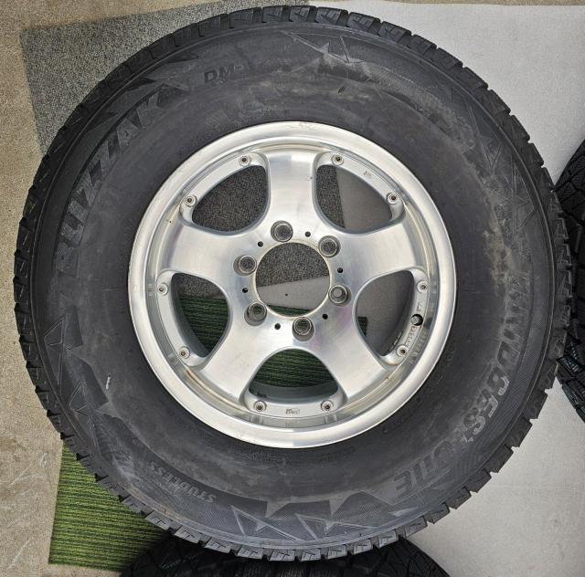 PTH アルミホイール16インチ7J+25 PCD139.7 スタッドレスタイヤ付き4本セツトブリヂストン ブリザックDM V2 < 自動車/バイク PTH アルミホイール16インチ7J+25 PCD139.7 スタッドレスタイヤ付き4本セツトブリヂストン ブリザックDM V2 < 自動車/バイク