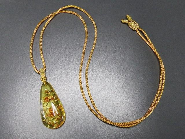 良質貴重天然石アンバー琥珀しずく形糸ネックレス大きいサイズ金運 < 女性アクセサリー/時計 良質貴重天然石アンバー琥珀しずく形糸ネックレス大きいサイズ金運 < 女性アクセサリー/時計の