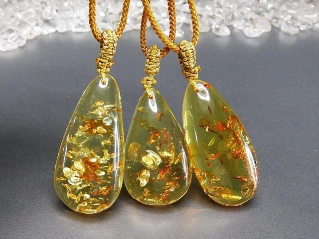 良質貴重天然石アンバー琥珀しずく形糸ネックレス大きいサイズ金運 < 女性アクセサリー/時計 良質貴重天然石アンバー琥珀しずく形糸ネックレス大きいサイズ金運 < 女性アクセサリー/時計の