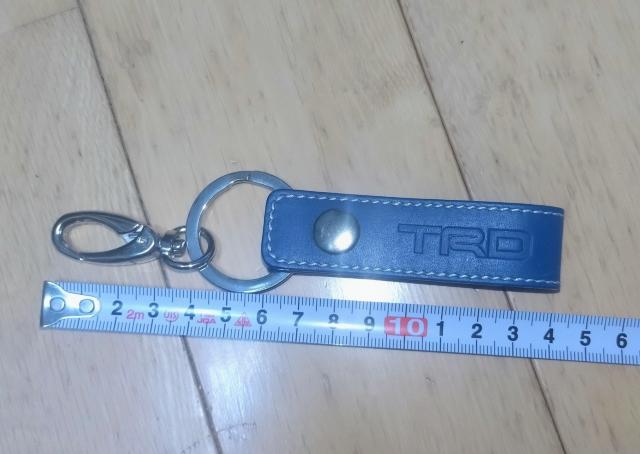 中古 トヨタ TRD カラビナ付キーリング ブルー 08235ーSP077ーBL < 自動車/バイク 中古 トヨタ TRD カラビナ付キーリング ブルー 08235ーSP077ーBL < 自動車/バイク