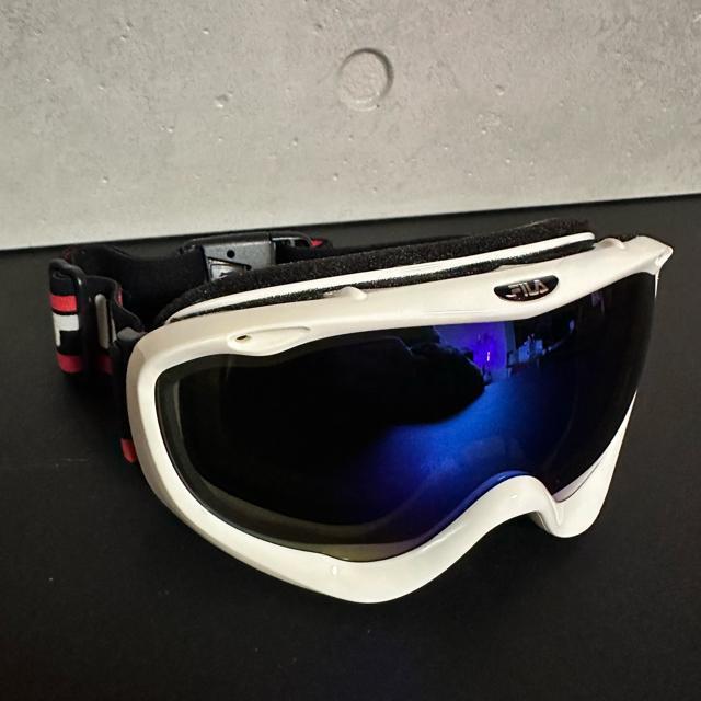 ���������i�yFILA�z�X�L�[ �X�m�{ �S�[�O�� �� ���W���[/�X�|�[�c�� 