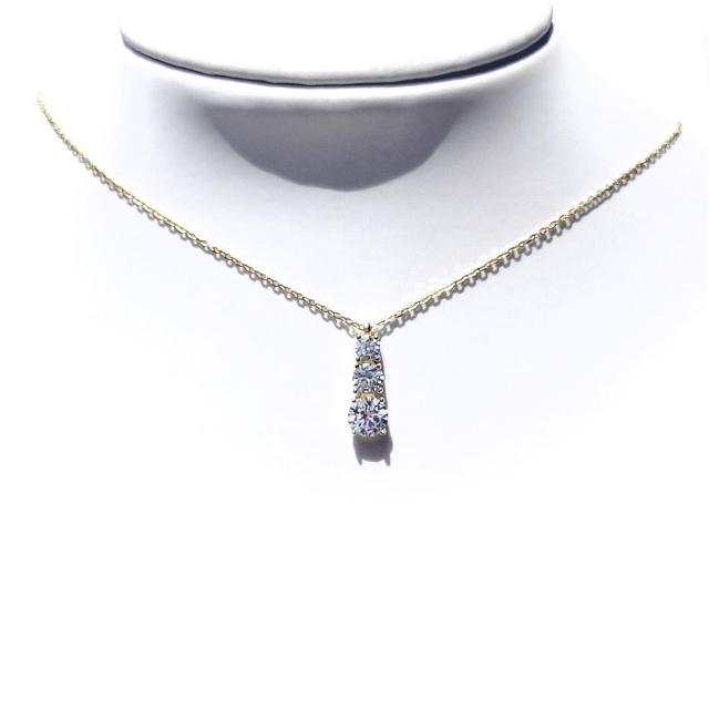 送料無料 即買い:極上の輝き silver925 3連 モアサナイト ネックレス < 女性アクセサリー/時計 送料無料 即買い:極上の輝き silver925 3連 モアサナイト ネックレス < 女性アクセサリー/時計の