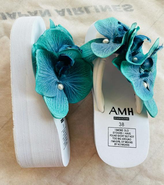 厚底サンダル  スリッパ 花咲く 新品、未使用 < 女性ファッション  厚底サンダル  スリッパ 花咲く 新品、未使用 < 女性ファッションの