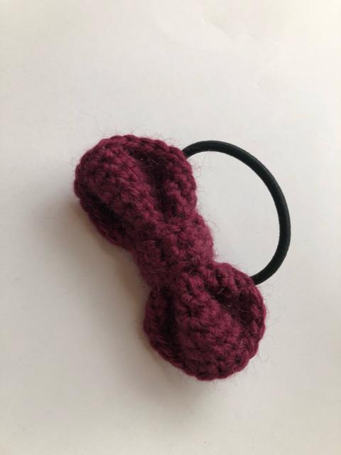 ハンドメイド ヘアゴム 丸っこいリボン ボルドー ウール < 女性ファッション  ハンドメイド ヘアゴム 丸っこいリボン ボルドー ウール < 女性ファッションの