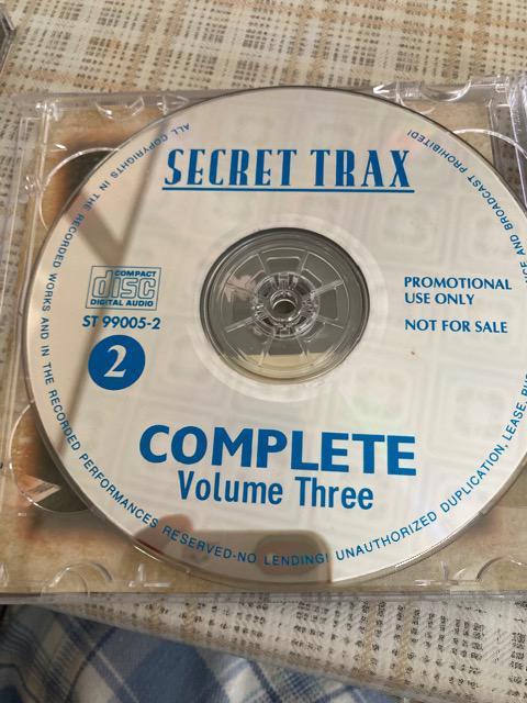輸入盤 2枚組 The Beatles – Complete Volume three ( SECRET TRAX ) < タレントグッズ  輸入盤 2枚組 The Beatles – Complete Volume three ( SECRET TRAX ) < タレントグッズの