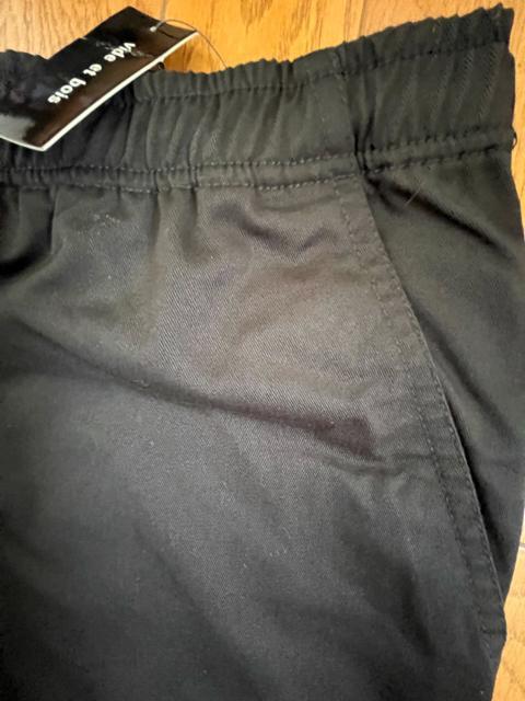 4Lサイズ!消臭テープ付き!紳士的!シーンを選ばない!ブラック色合い!ツイルハーフパンツ!両サイドand後ろポケット付き!新品! < 男性ファッション  4Lサイズ!消臭テープ付き!紳士的!シーンを選ばない!ブラック色合い!ツイルハーフパンツ!両サイドand後ろポケット付き!新品! < 男性ファッションの