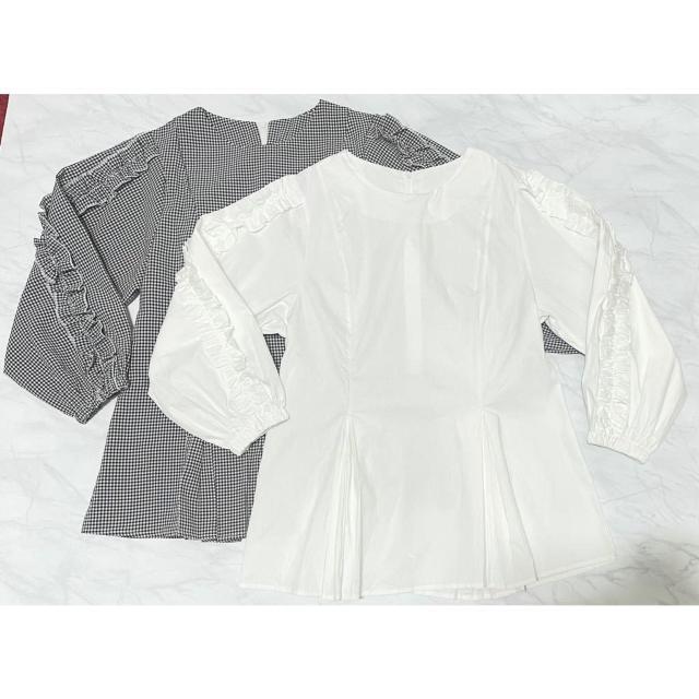 新品フリルボリューム袖ブラウス2枚セット < 女性ファッション 新品フリルボリューム袖ブラウス2枚セット < 女性ファッションの