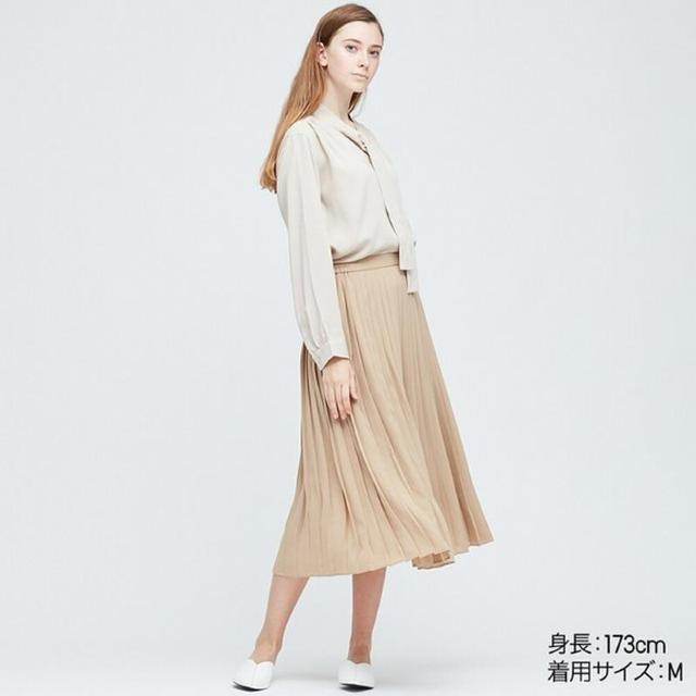 ◆UNIQLO/ユニクロ◆レーヨンボウタイブラウス長袖★ベージュS*オフィスコーデ*美品♪ < ブランド  ◆UNIQLO/ユニクロ◆レーヨンボウタイブラウス長袖★ベージュS*オフィスコーデ*美品♪  < ブランドの