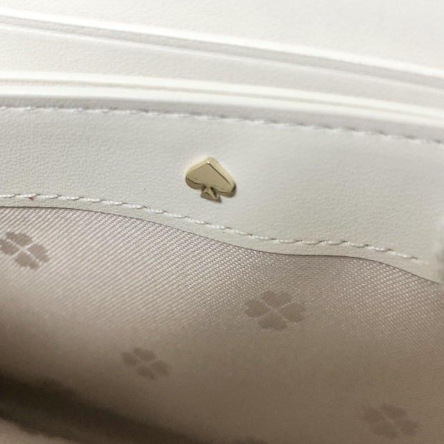 【レア美品】Kate spade ケイトスペード 長財布 ラウンドファスナー トマト柄 ドット < ブランド 【レア美品】Kate spade ケイトスペード 長財布 ラウンドファスナー トマト柄 ドット < ブランドの