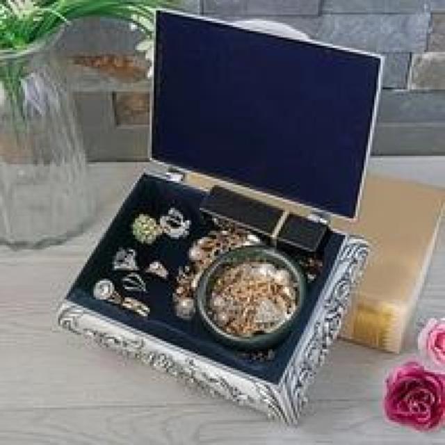 ���B���e�[�W���^���W���G���[�{�b�N�X�A���e�B�[�N�󔠂łǂ��ł��������f�U�C��  �� �����A�N�Z�T���[/���v�� 