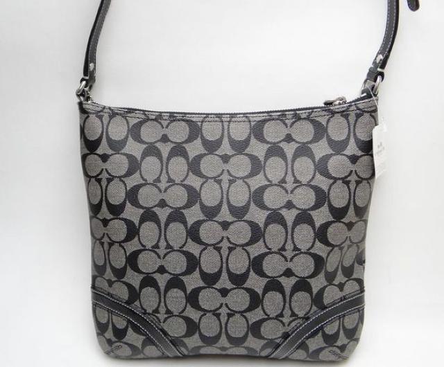 コーチ ペイトン シグネチャー ファイル ショルダーバッグ ブラック 未使用 < ブランド コーチ ペイトン シグネチャー ファイル ショルダーバッグ ブラック 未使用 < ブランドの