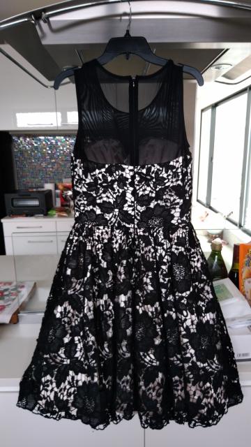 黒ミニワンピースレースドレスベージュサテンベースS~M < 女性ファッション  黒ミニワンピースレースドレスベージュサテンベースS~M < 女性ファッションの