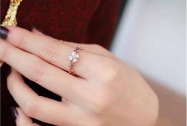 送料無料※婚約指輪 11号/12号/13号/14号/15号/16号 クローバー 四つの葉 Czダイヤ リング★シルバー925 < 女性アクセサリー/時計 送料無料※婚約指輪 11号/12号/13号/14号/15号/16号 クローバー 四つの葉 Czダイヤ リング★シルバー925 < 女性アクセサリー/時計の