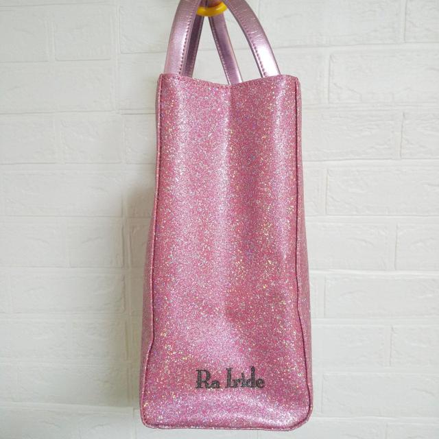 セレブブランド★キラキラ優秀トート牛革bag★定価 23,000円 < 女性ファッション  セレブブランド★キラキラ優秀トート牛革bag★定価 23,000円 < 女性ファッションの