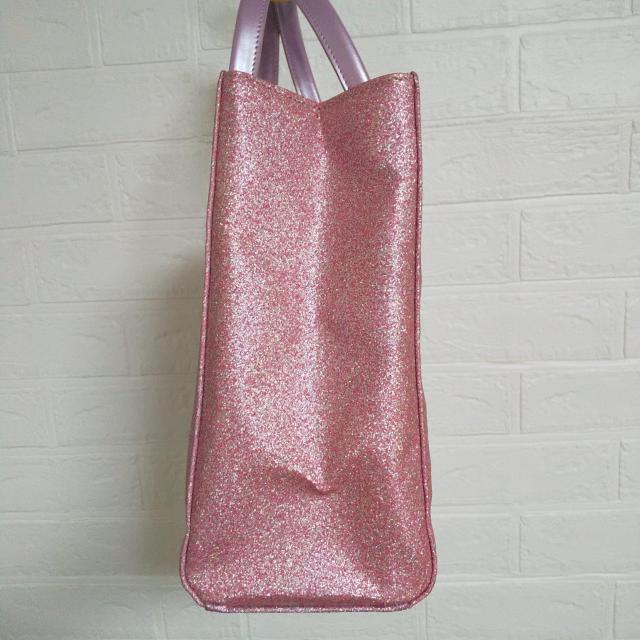 セレブブランド★キラキラ優秀トート牛革bag★定価 23,000円 < 女性ファッション  セレブブランド★キラキラ優秀トート牛革bag★定価 23,000円 < 女性ファッションの