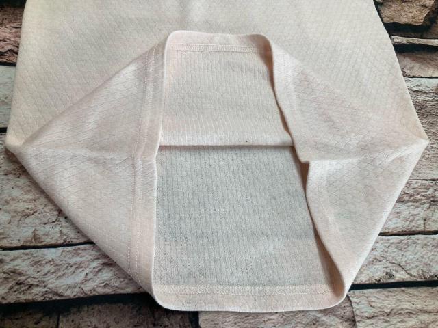 送料無料!中線部分の空気の層が暖かさをキープ!優れた保温力!ニットキルト編み綿混ベスト(2色から)1枚 < 女性ファッション  送料無料!中線部分の空気の層が暖かさをキープ!優れた保温力!ニットキルト編み綿混ベスト(2色から)1枚 < 女性ファッションの