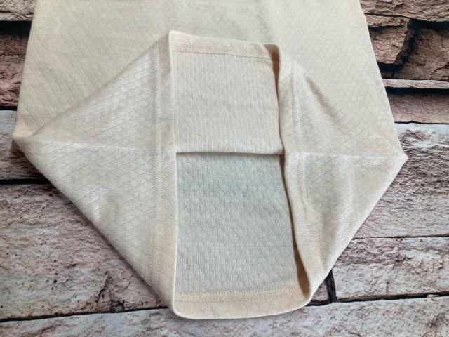 送料無料!中線部分の空気の層が暖かさをキープ!優れた保温力!ニットキルト編み綿混ベスト(2色から)1枚 < 女性ファッション  送料無料!中線部分の空気の層が暖かさをキープ!優れた保温力!ニットキルト編み綿混ベスト(2色から)1枚 < 女性ファッションの