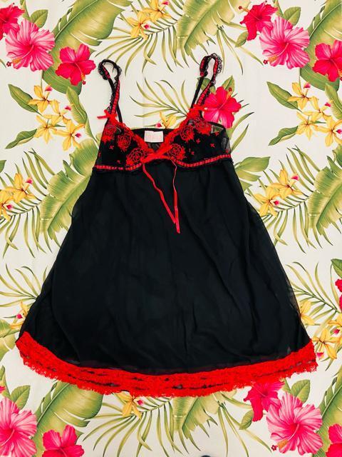 EBLIN 黒のキュート キャミソール シースルー 透け感たっぷり < 女性ファッション  EBLIN 黒のキュート キャミソール シースルー 透け感たっぷり  < 女性ファッションの
