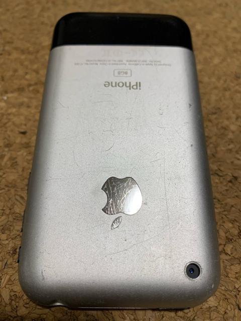 【希少】送料無料 Apple 初代 iPhone 2G 8GB 日本未発売 アップル アイフォーン スマートフォン 本体 ジャンク < 家電/AV  【希少】送料無料 Apple 初代 iPhone 2G 8GB 日本未発売 アップル アイフォーン スマートフォン 本体 ジャンク < 家電/AVの