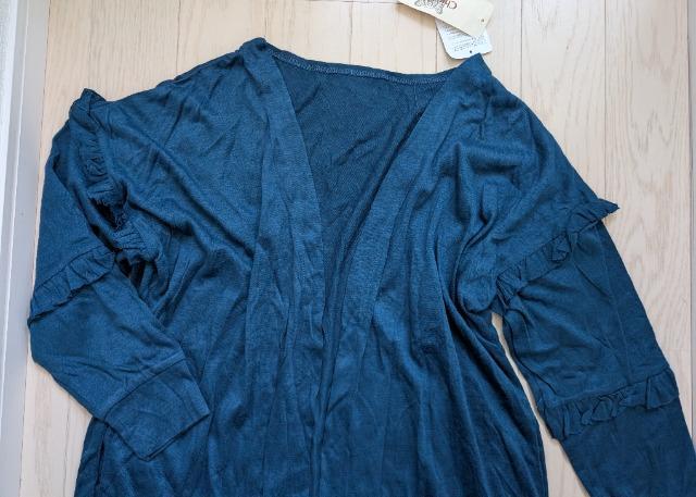 L★Chica Linda★袖フリルつきトッパーカーデ★新品★送料無料 < 女性ファッション L★Chica Linda★袖フリルつきトッパーカーデ★新品★送料無料 < 女性ファッションの