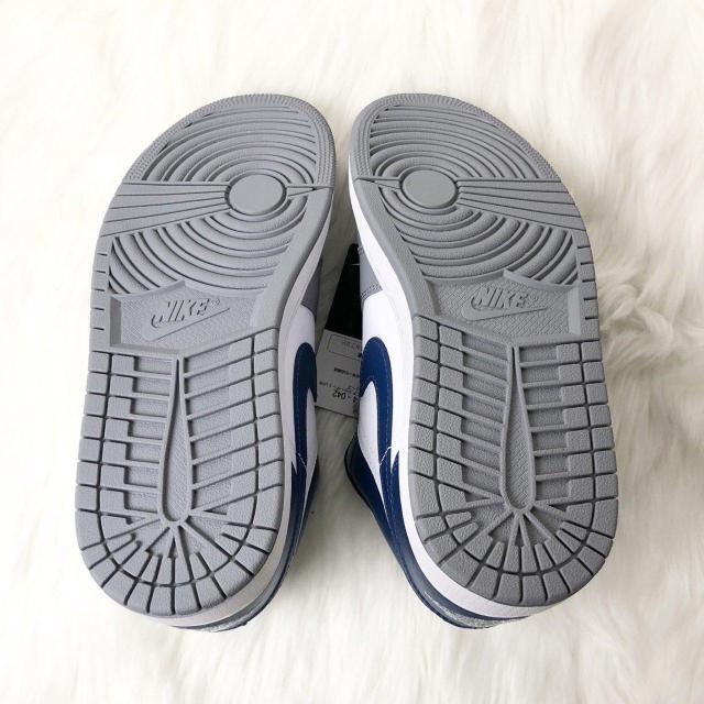 �y�V�i���g�p�^�O�t���zNIKE �i�C�L WMNS AIR JORDAN 1 LOW �G�A�W���[�_��1 ���E �X�j�[�J�[ �V���[�Y �� �u�����h�� 