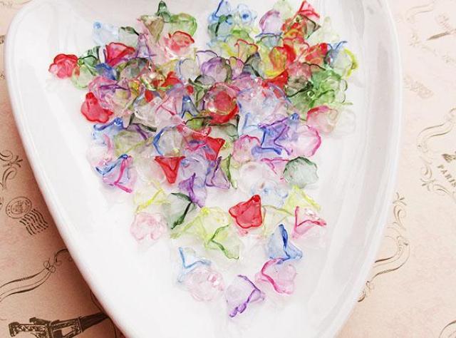 花ビーズホーン型小クリア250個大口パック < ペット/手芸/園芸  花ビーズホーン型小クリア250個大口パック < ペット/手芸/園芸の