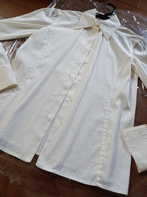 GUCCI★長袖ブラウスシャツ★グッチ★1枚は持ってると便利★定番シンプルブラウス★ < 女性ファッション GUCCI★長袖ブラウスシャツ★グッチ★1枚は持ってると便利★定番シンプルブラウス★ < 女性ファッションの