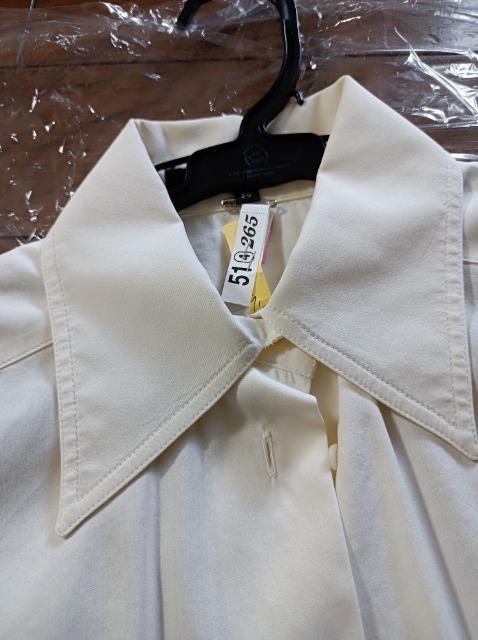 GUCCI★長袖ブラウスシャツ★グッチ★1枚は持ってると便利★定番シンプルブラウス★ < 女性ファッション GUCCI★長袖ブラウスシャツ★グッチ★1枚は持ってると便利★定番シンプルブラウス★ < 女性ファッションの