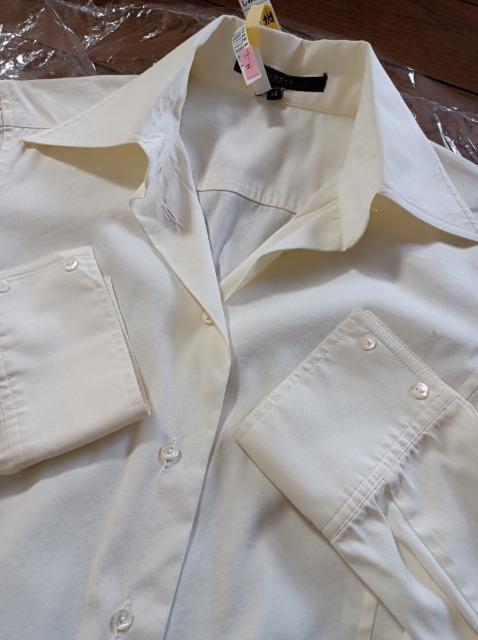 GUCCI★長袖ブラウスシャツ★グッチ★1枚は持ってると便利★定番シンプルブラウス★ < 女性ファッション GUCCI★長袖ブラウスシャツ★グッチ★1枚は持ってると便利★定番シンプルブラウス★ < 女性ファッションの