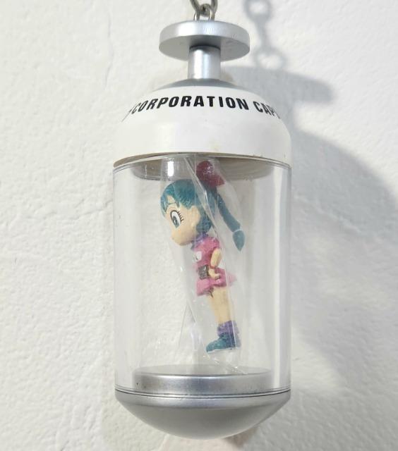 ドラゴンボール 鳥山明 フィギュア入り カプセルキーホルダー ブルマ < アニメ/コミック/キャラクター ドラゴンボール 鳥山明 フィギュア入り カプセルキーホルダー ブルマ < アニメ/コミック/キャラクターの