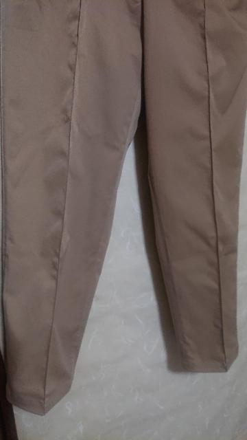 送料無料即決 美品 アメリカンラグシー AMERICAN RAG CIE センタープレスタック テーパードパンツ ベージュ < ブランド  送料無料即決 美品 アメリカンラグシー AMERICAN RAG CIE センタープレスタック テーパードパンツ ベージュ < ブランドの