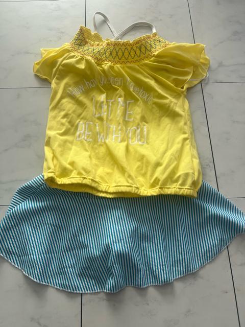 女の子水着ストライプ柄★140cm < キッズ/ベビー  女の子水着ストライプ柄★140cm  < キッズ/ベビーの