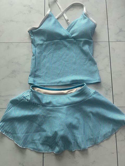 女の子水着ストライプ柄★140cm < キッズ/ベビー  女の子水着ストライプ柄★140cm < キッズ/ベビーの