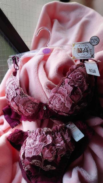 lSEXYNX}XiCgEFAɁKNhJ{fBepbh^CXg[u~V[cCJ[  t@bV 