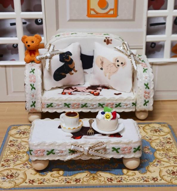 犬デザインのミニチュアソファとテーブルセット < ペット/手芸/園芸 犬デザインのミニチュアソファとテーブルセット < ペット/手芸/園芸の
