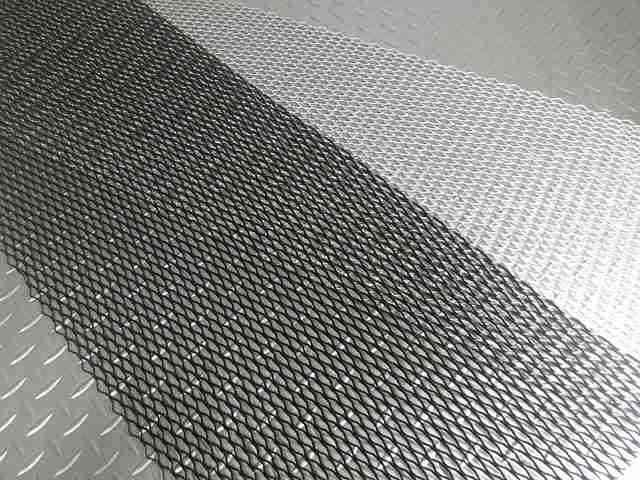 アルミ製グリルメッシュ★エアロ加工など < 自動車/バイク アルミ製グリルメッシュ★エアロ加工など < 自動車/バイク