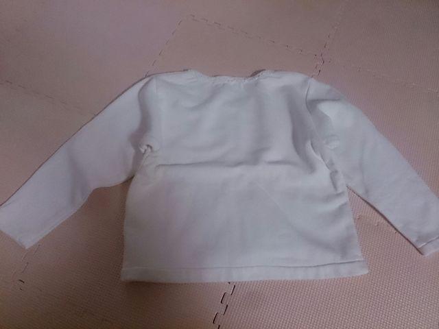 110 新品 白のトレーナー 可愛い! < キッズ/ベビー 110 新品 白のトレーナー 可愛い! < キッズ/ベビーの