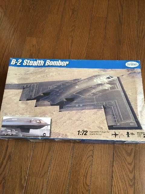 1/72  B-2  Stealth Bomber  zr[ 