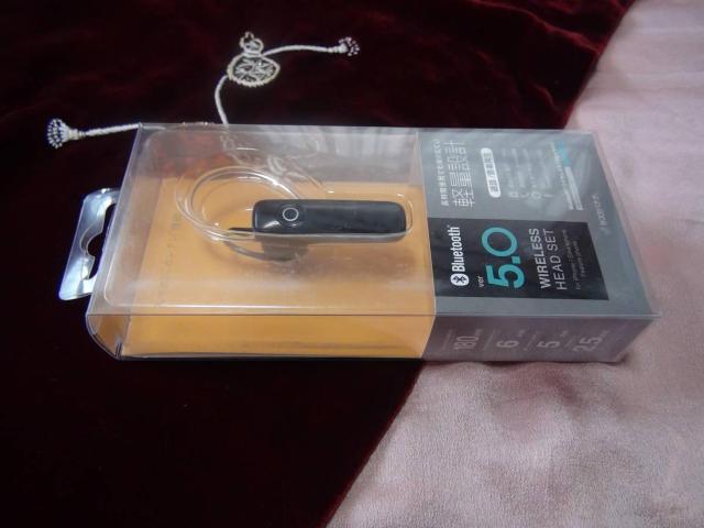 ラスタバナナ iPhone スマホ Bluetooth 5.0 新品箱入り1!。 < 家電/AV  ラスタバナナ iPhone スマホ Bluetooth 5.0 新品箱入り1!。 < 家電/AVの