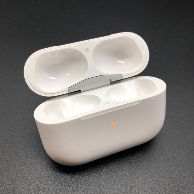 即決 Apple アップル AirPods Pro 充電ケース A2190 < 家電/AV  即決 Apple アップル AirPods Pro 充電ケース A2190 < 家電/AVの