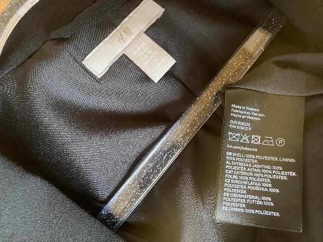 H&M 񂵔CWPbg@pҏubN